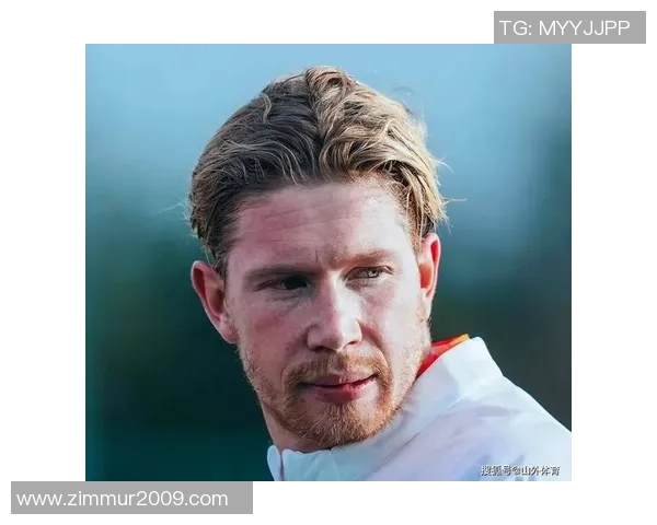 外国足球明星用行动温暖人心的故事与精神传递