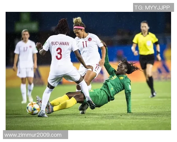 加拿大足球球星排名前十盘点 他们如何在国际赛场上脱颖而出